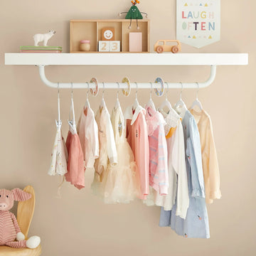 LES MEILLEURS ORGANISATEURS DE PLACARD DE CHAMBRE DE BÉBÉ POUR MAXIMISER L'ESPACE