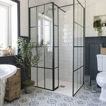 9 Idées de Décoration pour Petite Salle de Bain qui Maximisent le Style dans les Petits Espaces