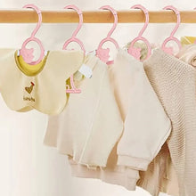 Cintres pour bébé
