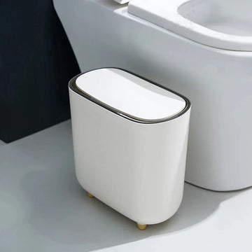 Poubelles de salle de bain