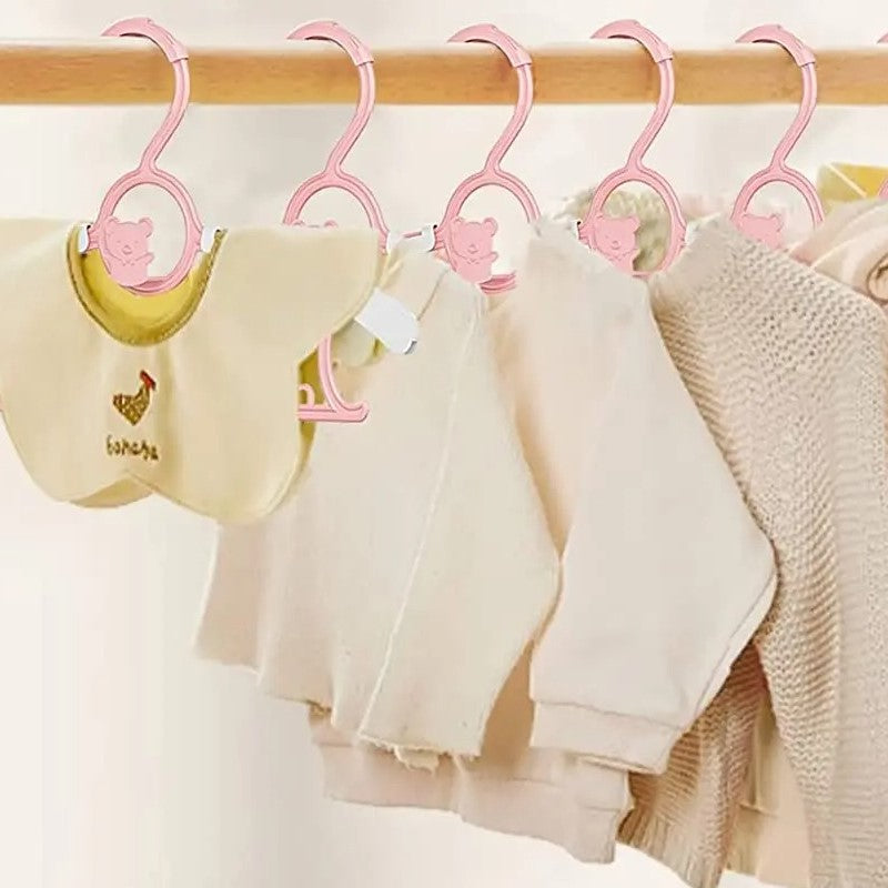 Cintre pour vêtements bébé