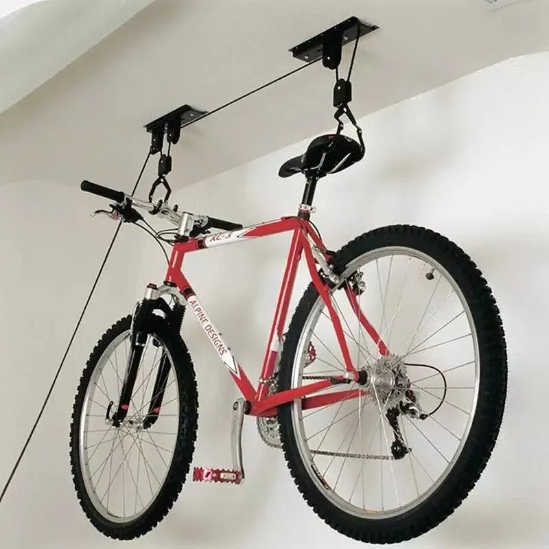 Rangement pour vélo au plafond